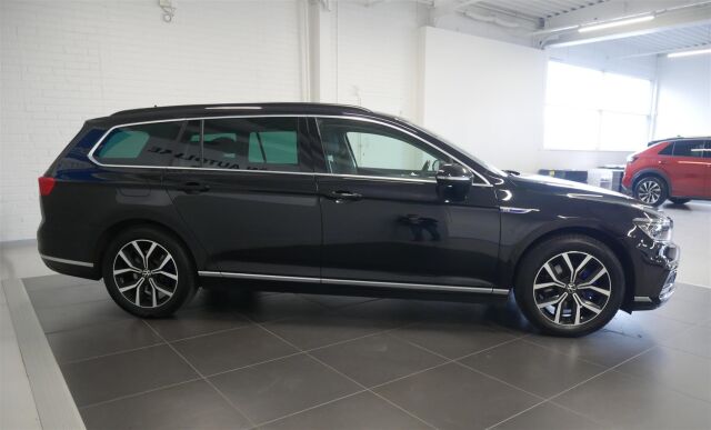 Volkswagen Passat 2022 Variant GTE Business Plug-In Hybrid 160 kW DSG-automaatti