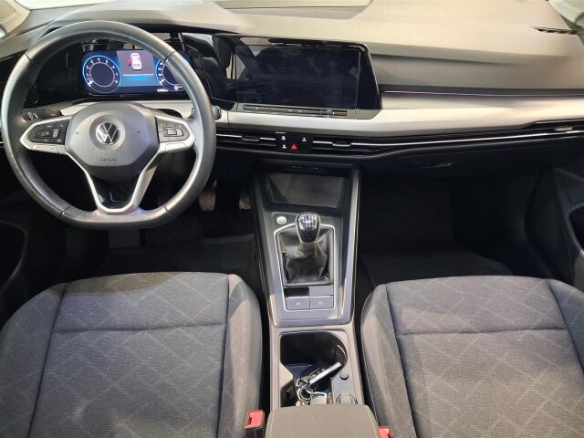 VOLKSWAGEN Golf 2022 Comfort 1,0 TSI 81 kW