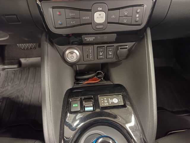 NISSAN Leaf 2022 N-Connecta MY22 39 kWh LED FI