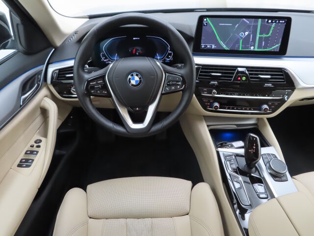 BMW 530 2022 G31 Touring 530e xDrive A Charged Edition Plug-In Hybrid