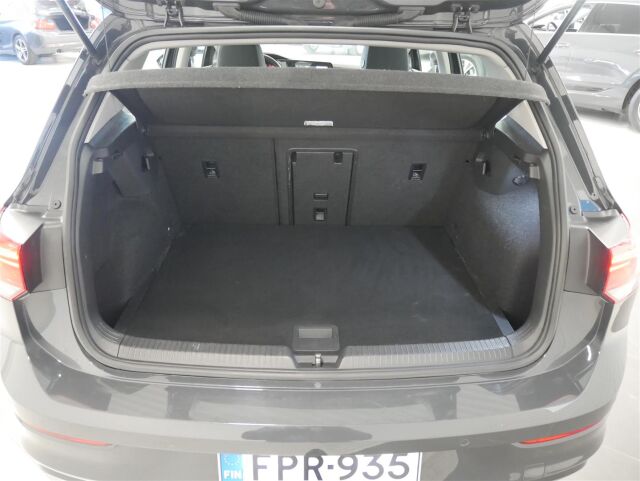 VOLKSWAGEN Golf 2020 First Edition Style 1,5 eTSI 110 kW (MHEV) DSG-automaatti