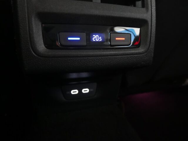 VOLKSWAGEN Golf 2020 First Edition Style 1,5 eTSI 110 kW (MHEV) DSG-automaatti
