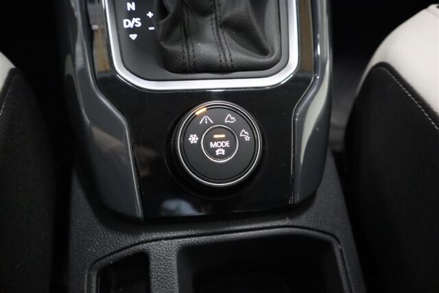 VOLKSWAGEN T-Roc 2021 Sport 2,0 TSI 140 kW 4MOTION DSG-automaatti