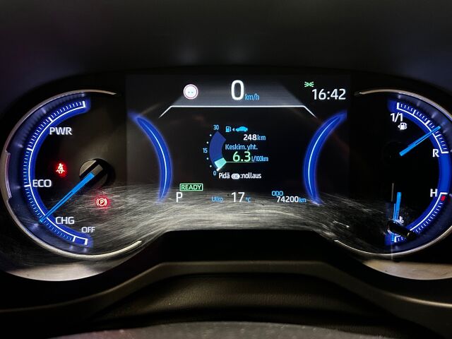 TOYOTA RAV4 2020 2,5 Hybrid AWD-i Style Black Edition 1.omisteinen Kajaanissa ollut Toyota