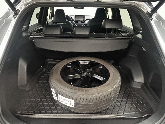 TOYOTA RAV4 2020 2,5 Hybrid AWD-i Style Black Edition 1.omisteinen Kajaanissa ollut Toyota