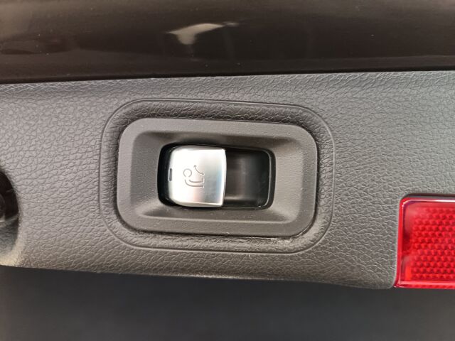 MERCEDES-BENZ E 2020 300 de 4MATIC A Business Avantgarde EQ Power