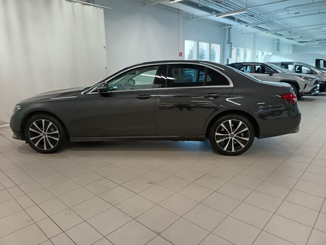 MERCEDES-BENZ E 2020 300 de 4MATIC A Business Avantgarde EQ Power