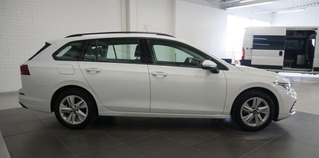 VOLKSWAGEN Golf 2021 Variant Comfortline 1,0 TSI 85 kW (115 hv) DSG-automaatti