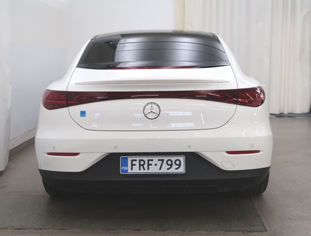 Mercedes-Benz EQE 2023 300