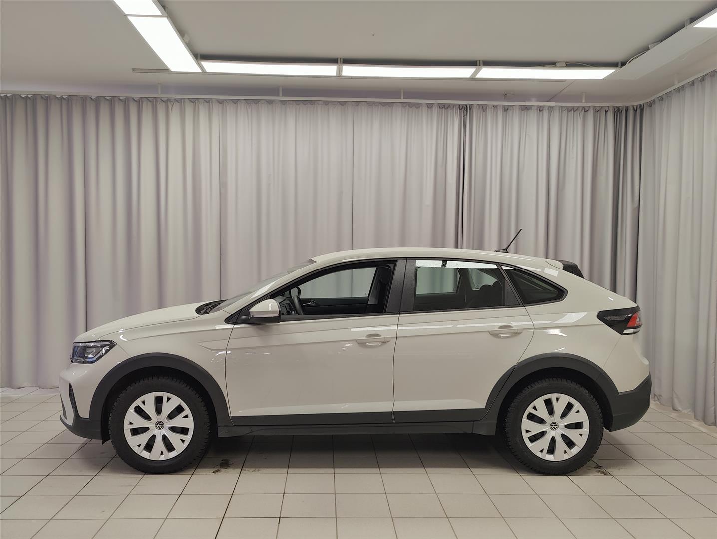 Volkswagen Taigo Comfort 1,0 TSI 70 kW 2023, kuva 3/15