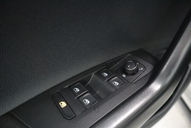 VOLKSWAGEN Taigo 2023 Comfort 1,0 TSI 70 kW