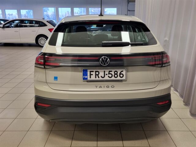 VOLKSWAGEN Taigo 2023 Comfort 1,0 TSI 70 kW / Vakionopeudensäädin / Lohkolämmitin