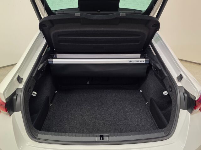 SKODA Octavia 2023 1.0 TSI Style eTEC DSG Autom.