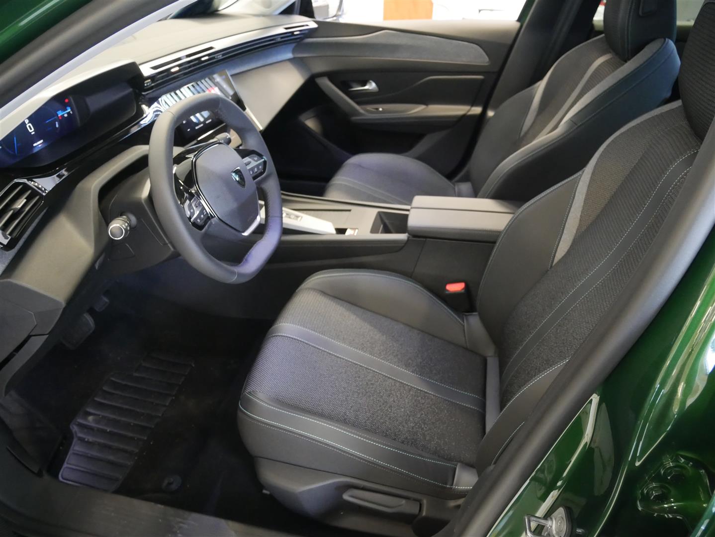 Peugeot e-308 2024, kuva 5/8