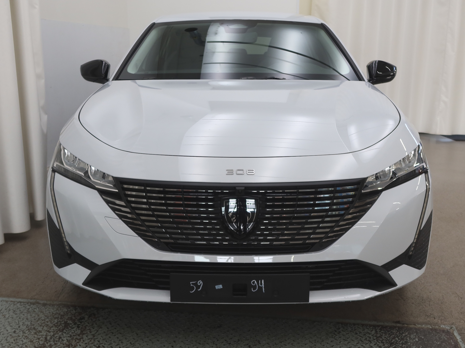 Peugeot e-308 2024, kuva 2/9