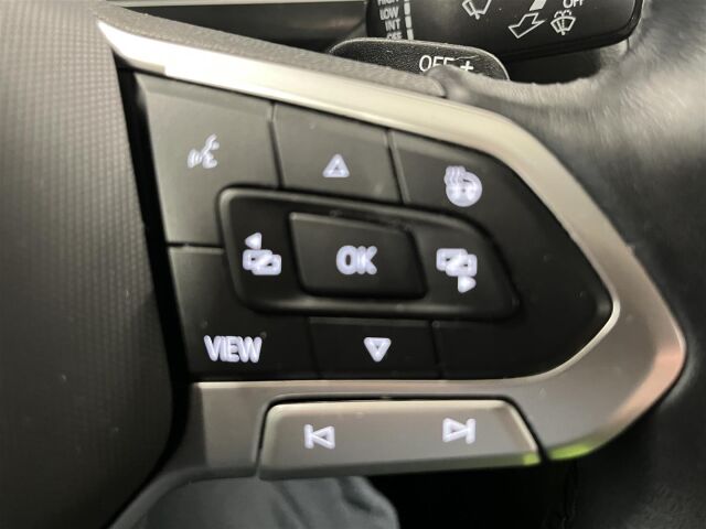 VOLKSWAGEN TIGUAN 2023 Style Business eHybrid 180 kW DSG-automaatti, 1-omisteinen, lasikatto, takuu! Vähän ajettu yksilö!