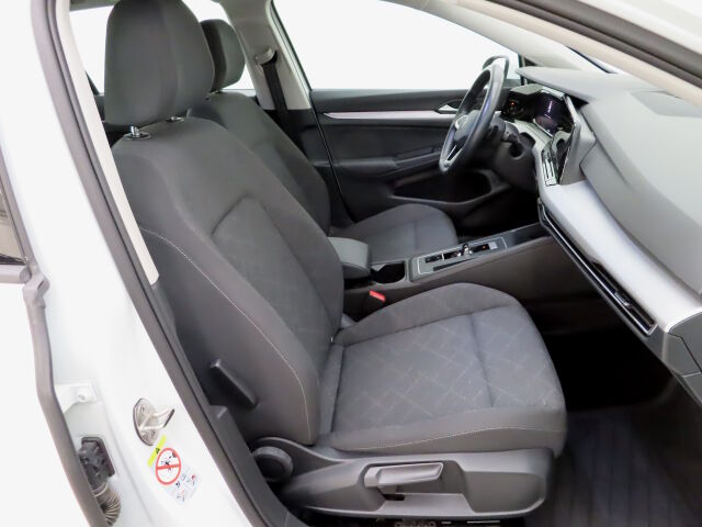 Volkswagen Golf 2023 Variant Comfort Business 1,0 eTSI 81 kW DSG-automaatti