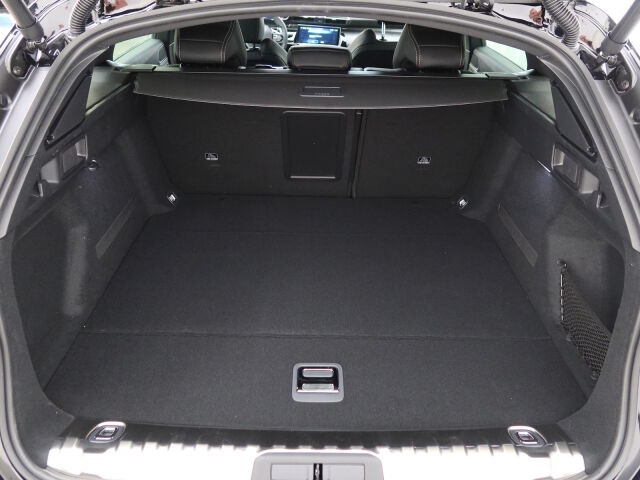 Peugeot 508 2023 SW Allure Plug-in Hybrid 180 EAT8-automaatti