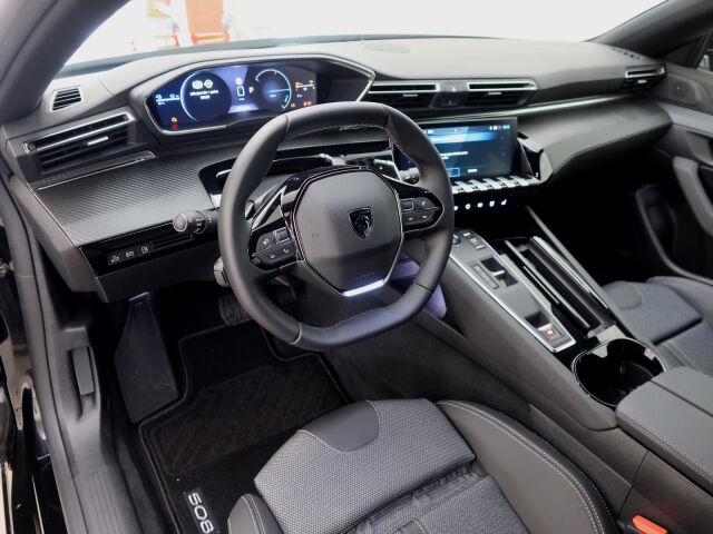 Peugeot 508 2023 SW Allure Plug-in Hybrid 180 EAT8-automaatti