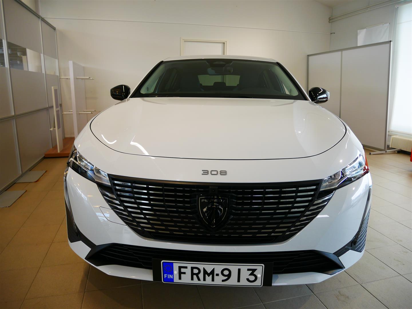 Peugeot e-308 2023, kuva 2/17