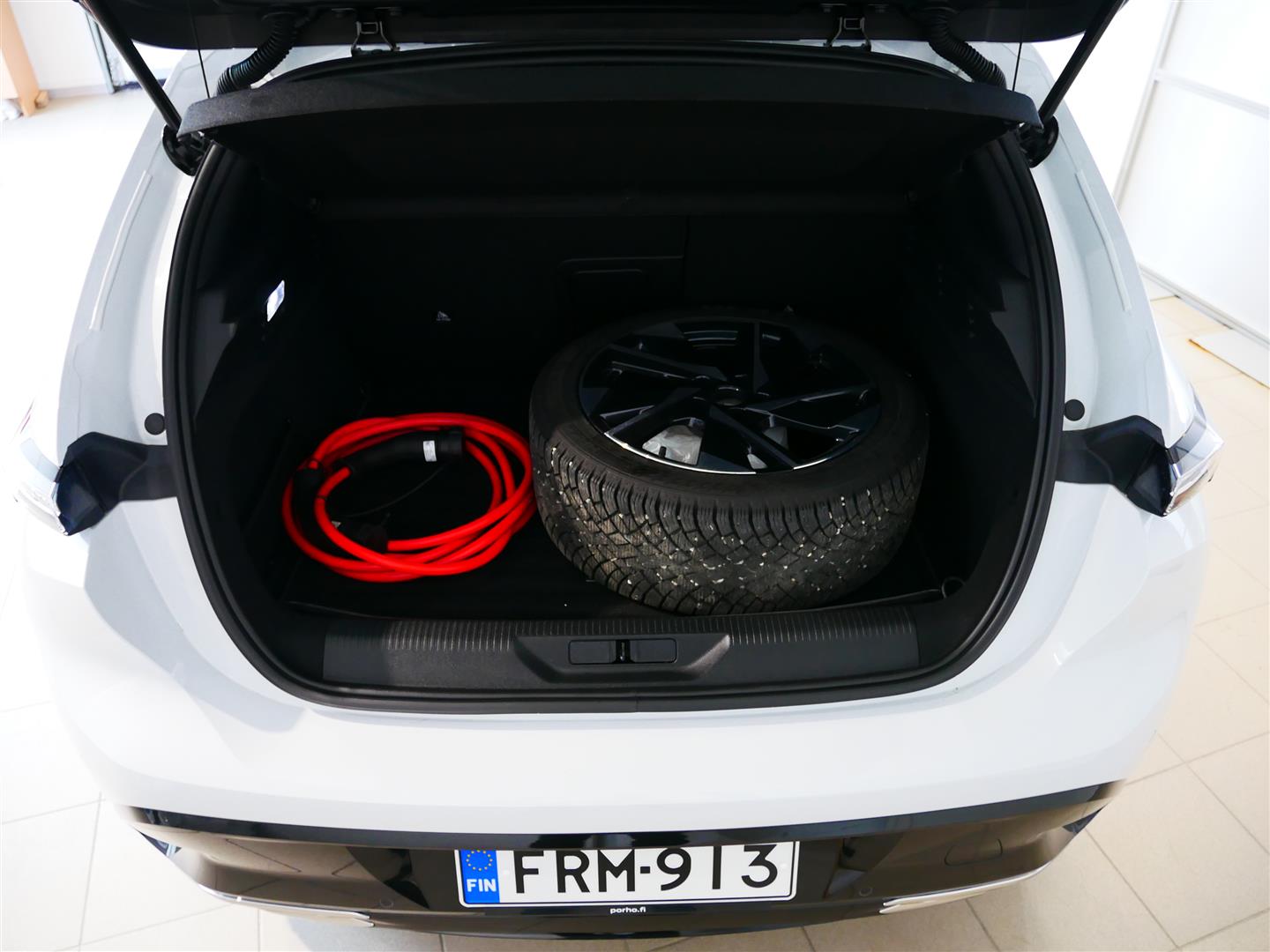 Peugeot e-308 2023, kuva 5/17