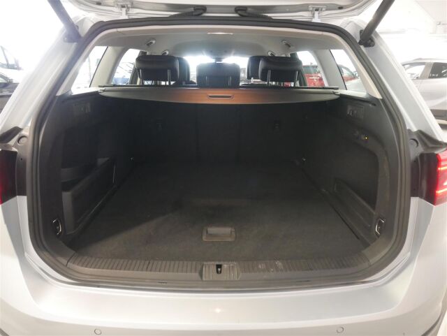 VOLKSWAGEN Passat Variant 2023 Alltrack Business 2.0 TDI SCR 4MOTION 147 kW / 200 hv 7-vaihteinen DSG-automaattivaihteisto