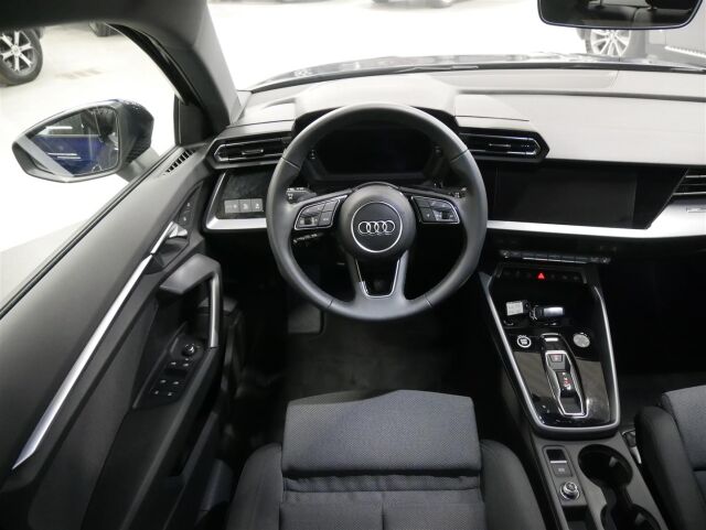 AUDI A3 2024 Sedan 30 TFSI