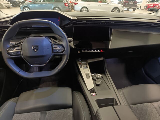 Peugeot 408 2024 Allure PureTech 130 EAT8-automaatti