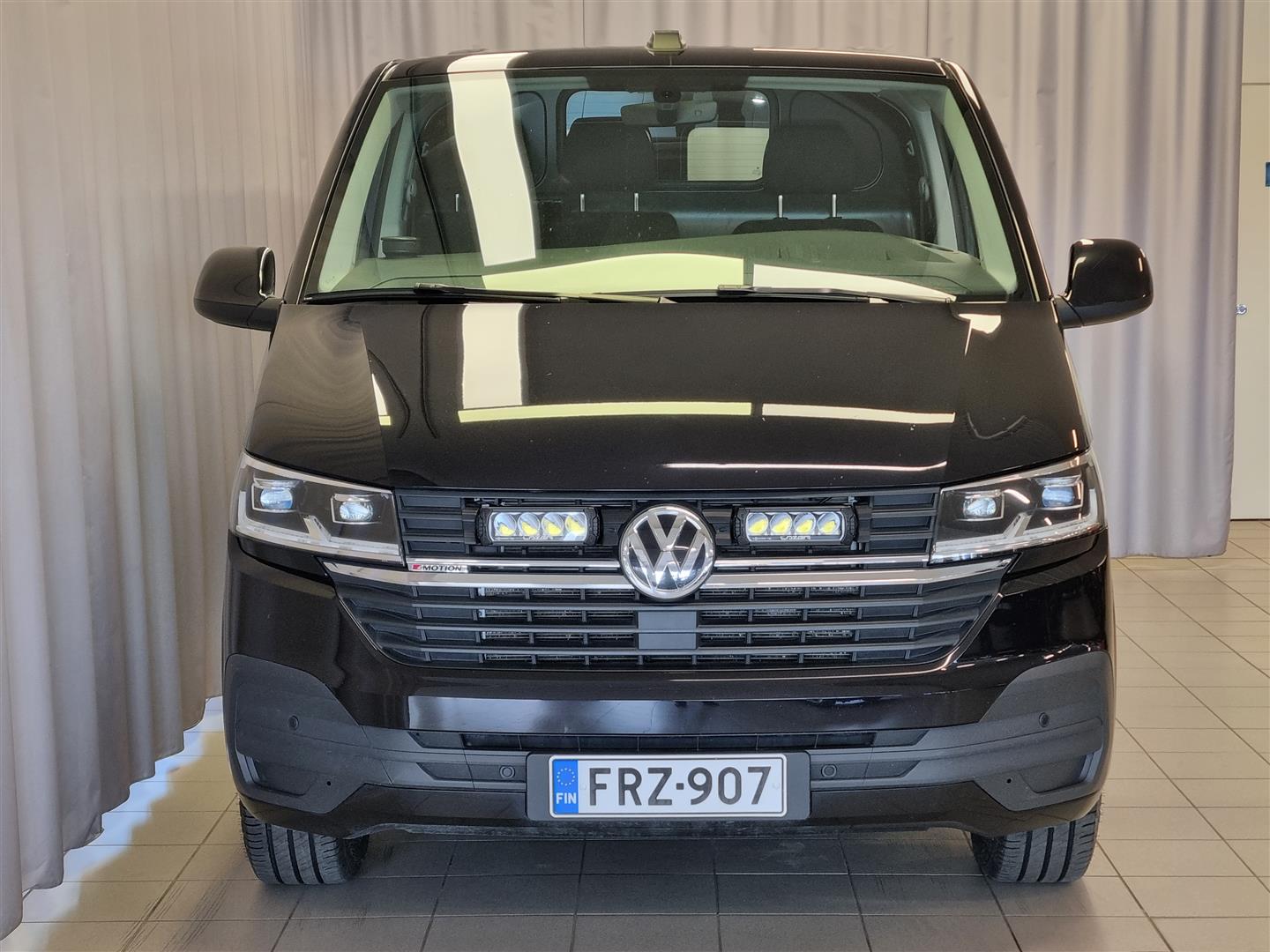Volkswagen Transporter 2024, kuva 2/20