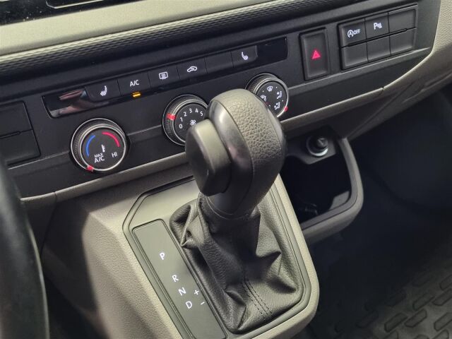 VOLKSWAGEN Transporter 2024 umpipakettiauto 2,0 TDI 150 kW 4Motion DSG 3200kg (MAR)