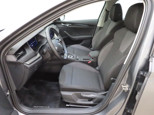 Skoda Octavia 2024 1.5 TSI Ambition eTEC DSG Autom.