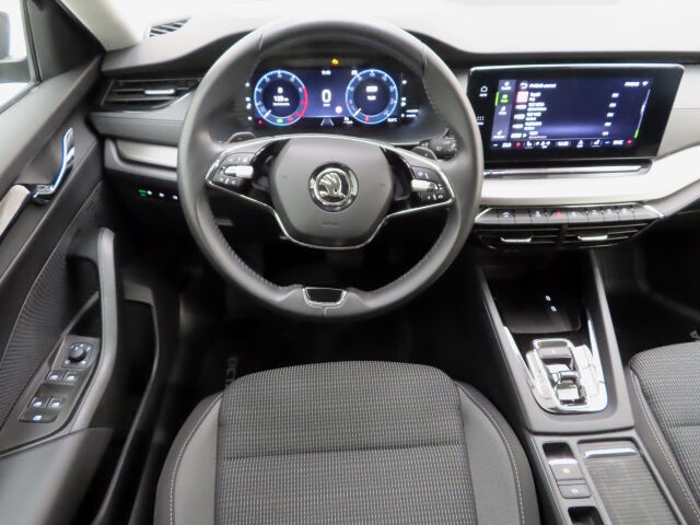 Skoda Octavia 2024 1.5 TSI Ambition eTEC DSG Autom.