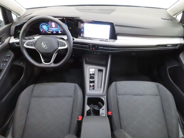 Volkswagen Golf 2024 Variant Comfort Business 1,0 eTSI (MHEV) 81 kW DSG-automaatti
