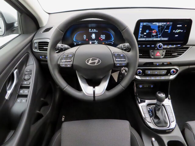 Hyundai i30 Wagon 2025 1.0 T-GDi 100 hv 7DCT-aut. Fresh Plus MY25 *Kahdet renkaat