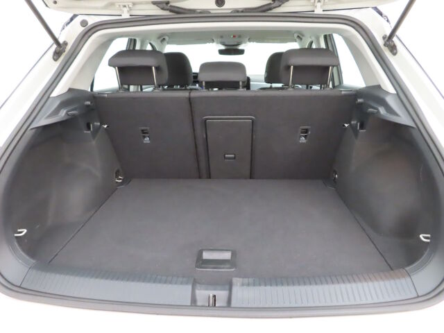 Volkswagen T-Roc 2023 Comfort Business Limited 1,5 TSI EVO 110 kW DSG-automaatti