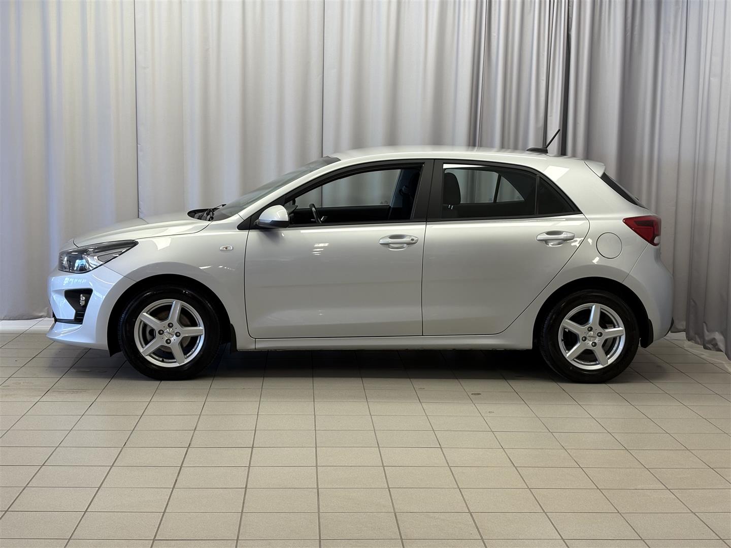 Kia Rio 1,2 LX 2023, kuva 3/19