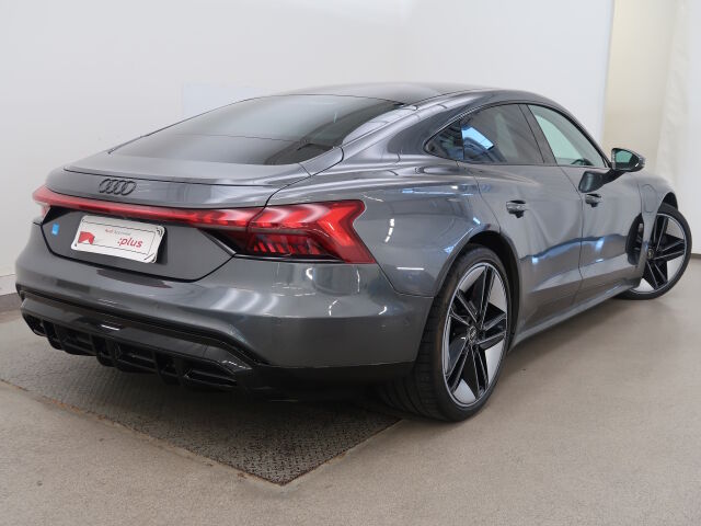 Audi e-tron 2022 60 quattro