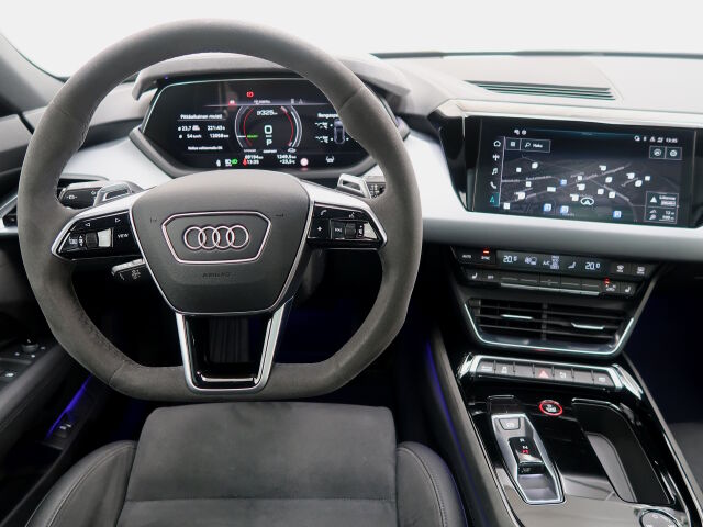 Audi e-tron 2022 60 quattro