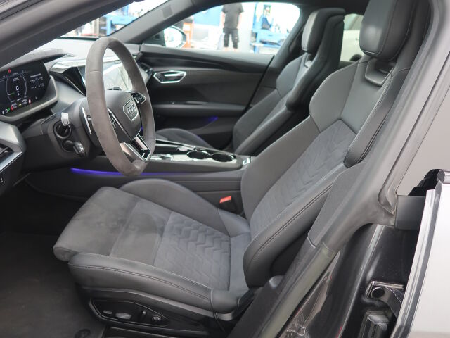 Audi e-tron 2022 60 quattro