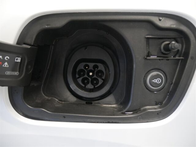 Audi Q5 2025 e-hybrid quattro 220 kW    ***Takuu 5 vuotta / 100tkm!***