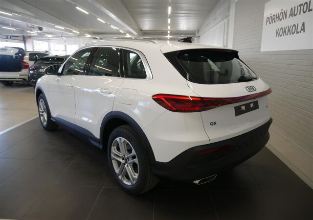 Audi Q5 2025 e-hybrid quattro 220 kW    ***Takuu 5 vuotta / 100tkm!***