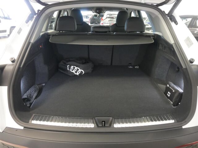 Audi Q5 2025 e-hybrid quattro 220 kW    ***Takuu 5 vuotta / 100tkm!***