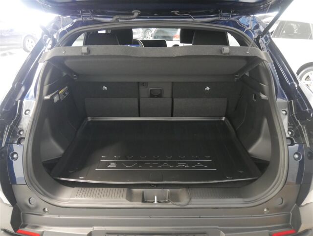 Suzuki e VITARA 2026 4WD 61 kWh 183 hv GL