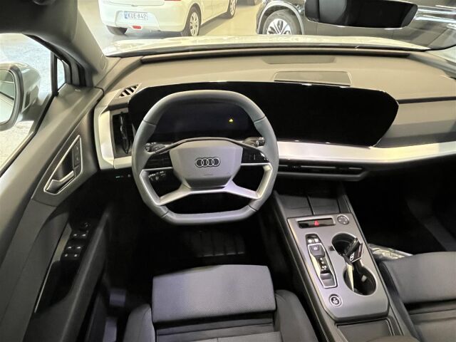 Audi Q4 e-tron 2026 e-tron quattro performance