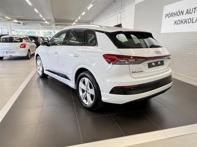 Audi Q4 e-tron 2026 e-tron quattro performance