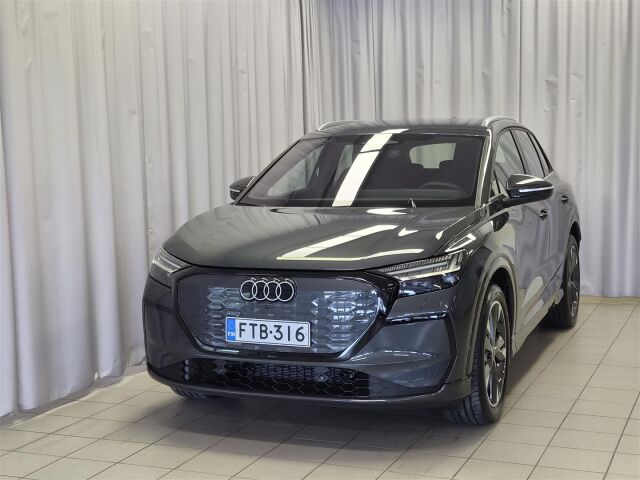 Audi Q4 e-tron 2027 e-tron quattro performance
