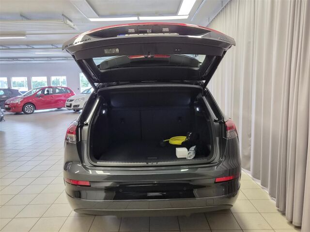 Audi Q4 e-tron 2027 e-tron quattro performance