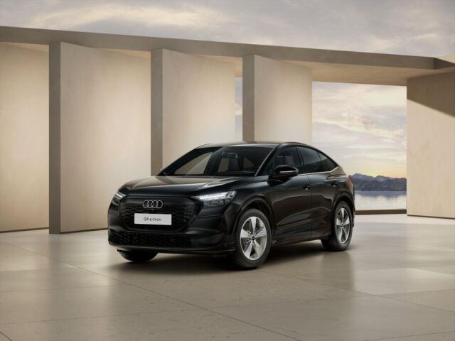 Audi Q4 e-tron 2027 Q4 e-tron Sportback quattro performance 250,00 kW, Tulossa syyskuun toimitukseen.