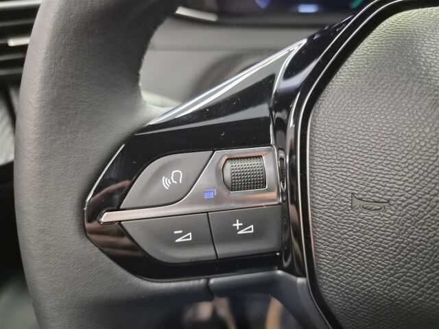 Peugeot 2008 2026 Easy Allure Hybrid 145 Automaatti