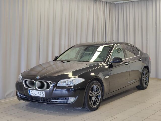 BMW 520 2011 A F10 Sedan Business